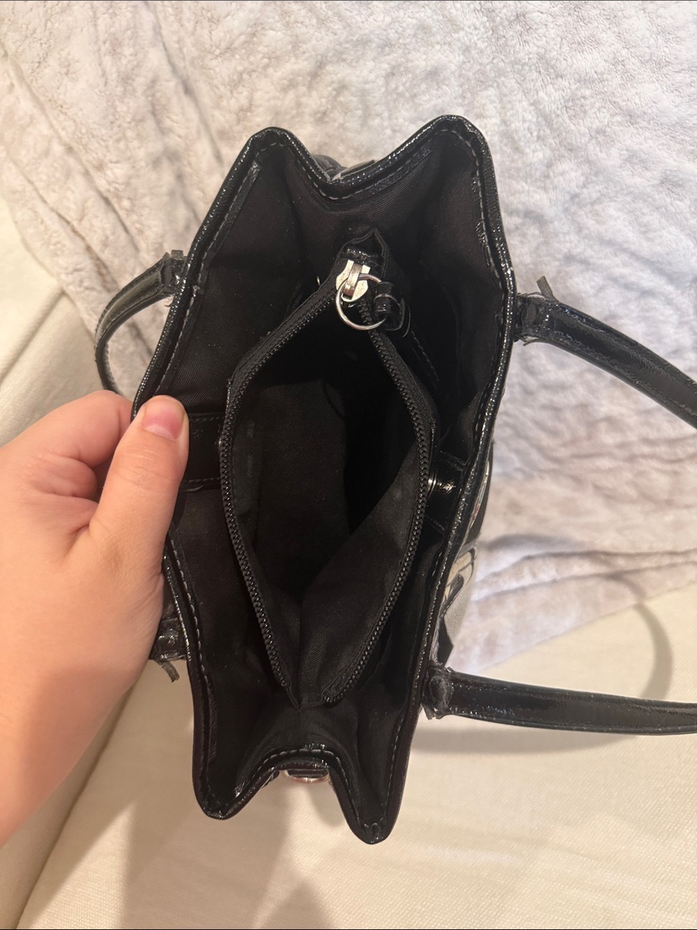 Coach Black & Gray Signature Canvas Shoulder Bag - Picture 6 of 7